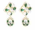 QUEEN GREEN EARRINGS thumbnail